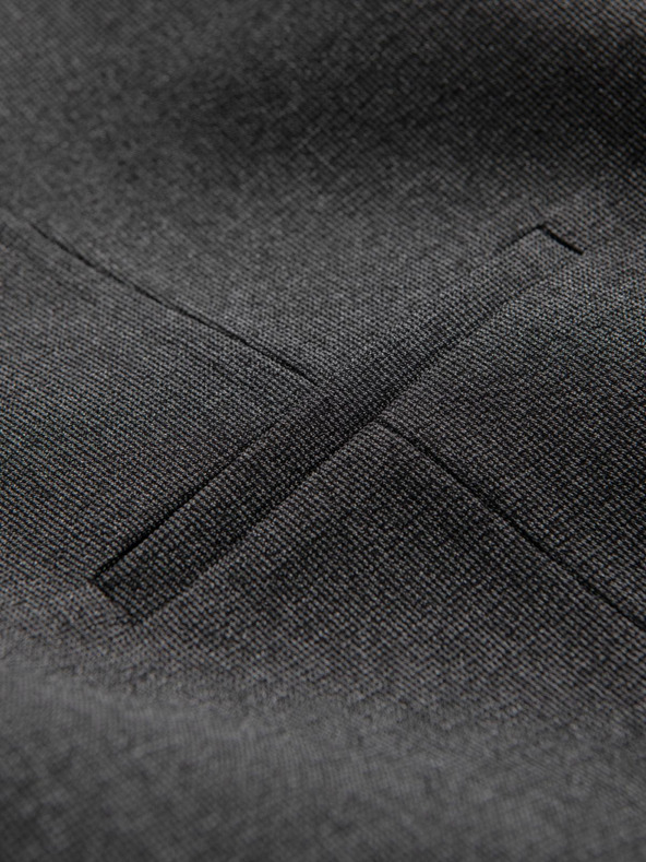 Ombre Clothing Temno siv moški telovnik z ovratnikom Ombre Clothing