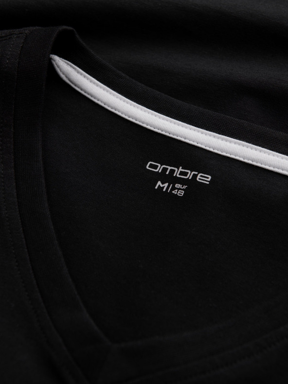 Ombre Clothing Črna moška majica z v-izrezom Ombre Clothing