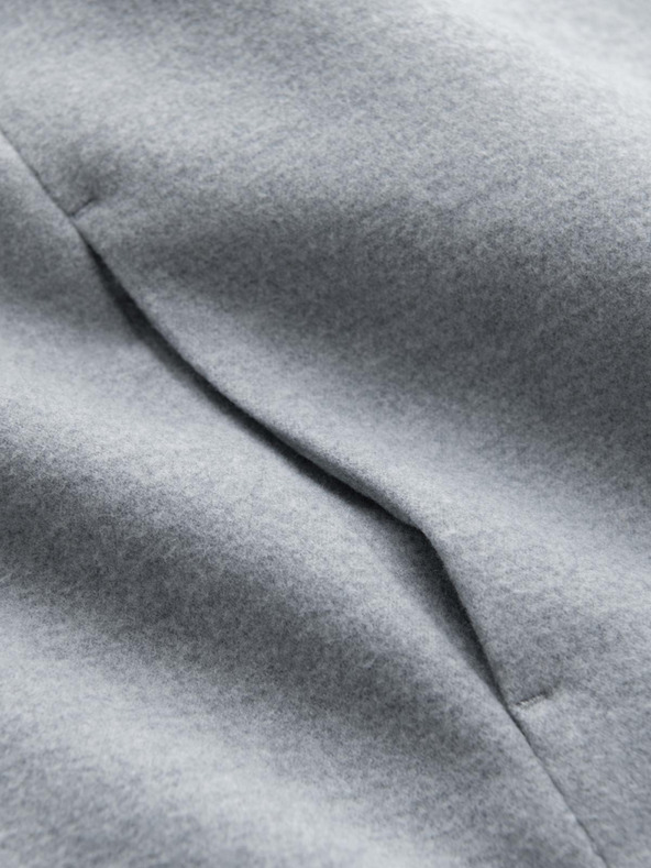 Ombre Clothing Moška jakna parka z visokim ovratnikom in asimetričnim zapenjanjem siva Ombre oblačila