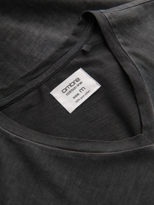 Ombre Clothing Črna moška črtasta majica Ombre Clothing