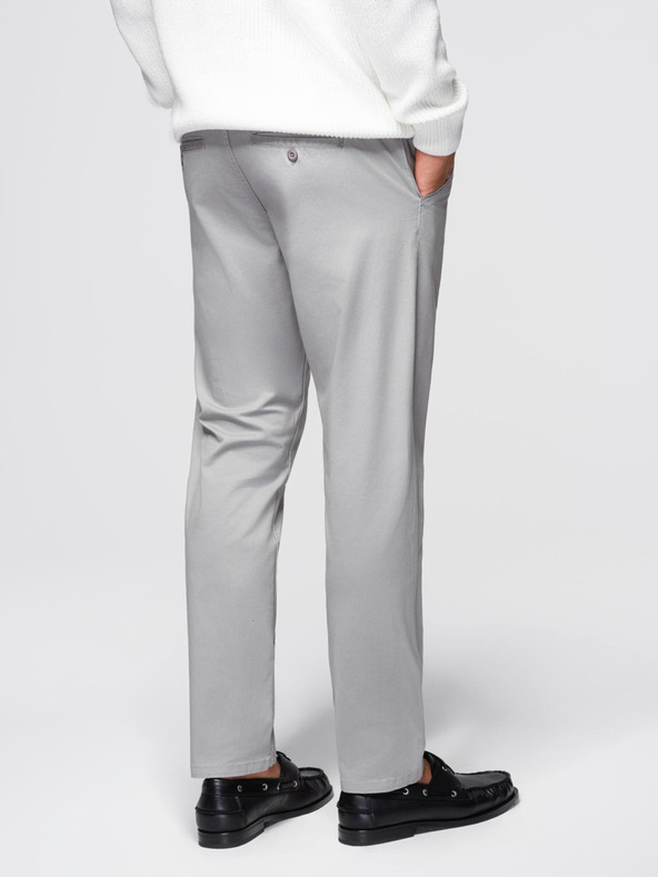 Ombre Clothing Svetlo sive moške hlače chino z okrasnim pasom Ombre Clothing