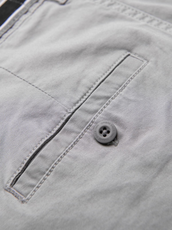 Ombre Clothing Svetlo sive moške hlače chino z okrasnim pasom Ombre Clothing