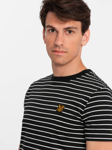 Ombre Clothing Moška črtasta majica z našitkom Ombre Clothing