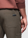 Ombre Clothing Moške jogger hlače z žepi in potiskom temno olivno zelene barve Ombre oblačila