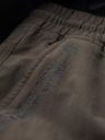 Ombre Clothing Moške jogger hlače z žepi in potiskom temno olivno zelene barve Ombre oblačila