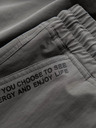 Ombre Clothing Moške jogger hlače z žepi in potiskom sive barve Ombre oblačila
