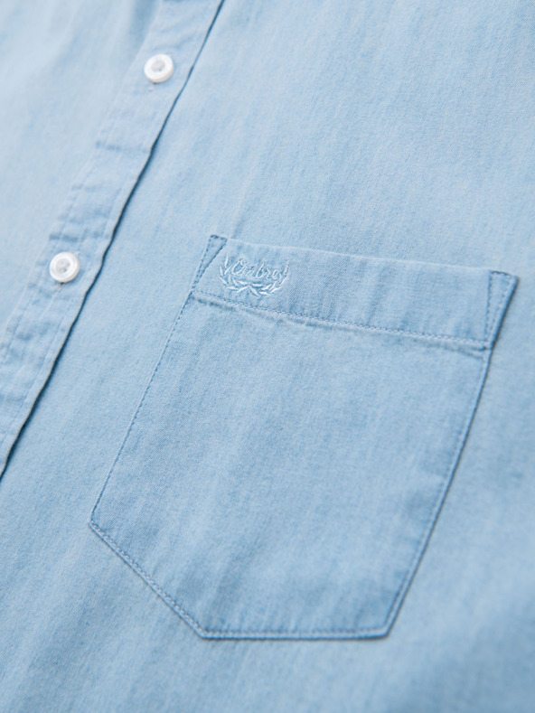 Ombre Clothing Moška majica iz džinsa z izvezenim žepom - svetlo modra Ombre Clothing