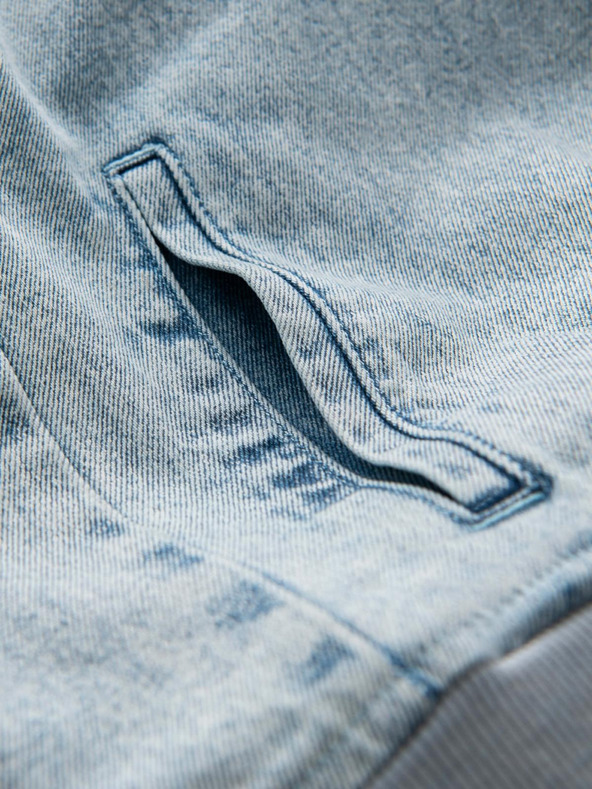 Ombre Clothing Moška bomber jakna iz džinsa z učinkom "stone wash" - svetlo modra V3 OM-JADJ-0163 Ombre Clothing