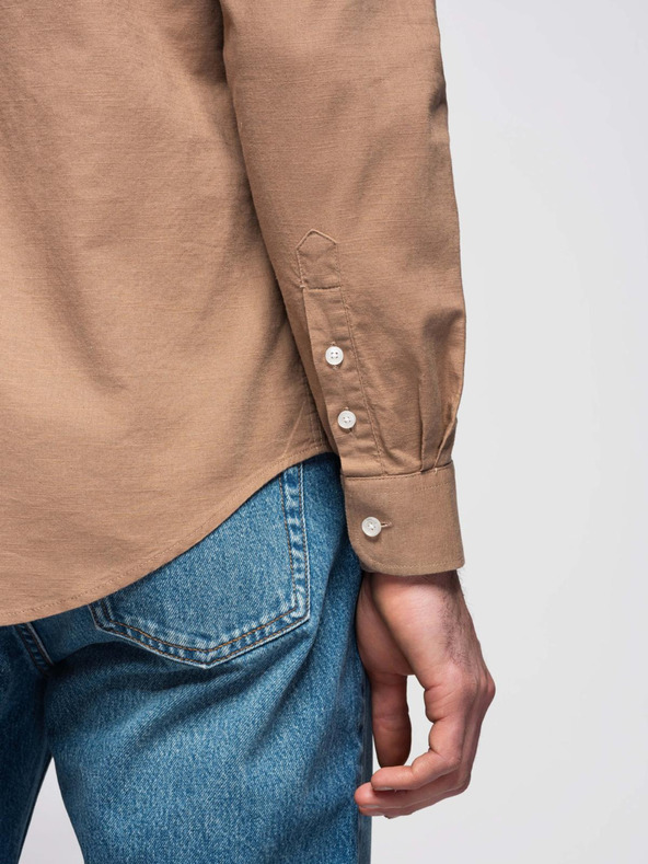 Ombre Clothing Moška platnen srajca z stoječim ovratnikom in žepom REGULAR FIT - svetlo rjava