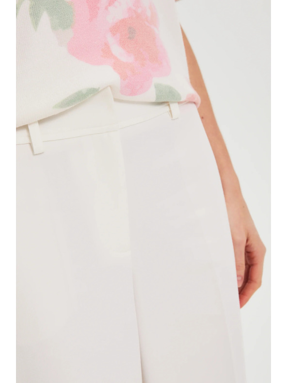 Moodo Hlače s širokimi nohavicami v ognju bele Moodo