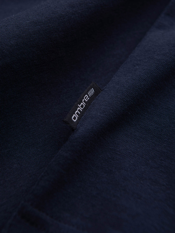 Ombre Clothing Temno modra moška majica z v-izrezom Ombre Clothing