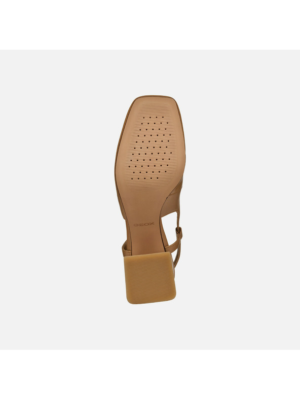 Geox Svetlo rjave ženske salonarji Geox Coronilla