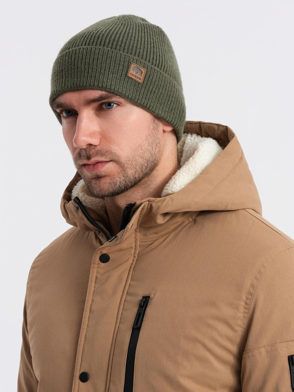 Ombre Clothing Moška pletena kapa z emblematičnim dodatkom za oblačila