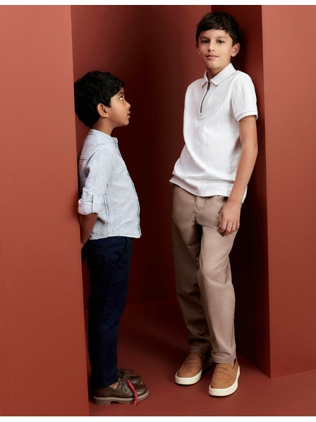 Marks & Spencer Chino hlače z visoko vsebnostjo bombaža (2–8 let) Marks & Spencer mornarsko modra