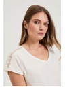 Moodo Bluza s čipko na rokavih bela Moodo