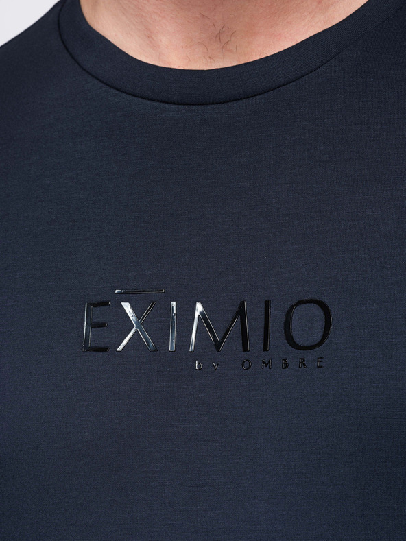 Ombre Clothing Pánska mikina s lesklým potlačom na hrudi - tmavo modrá V4 OM-SNBC-0199 Ombre Clothing