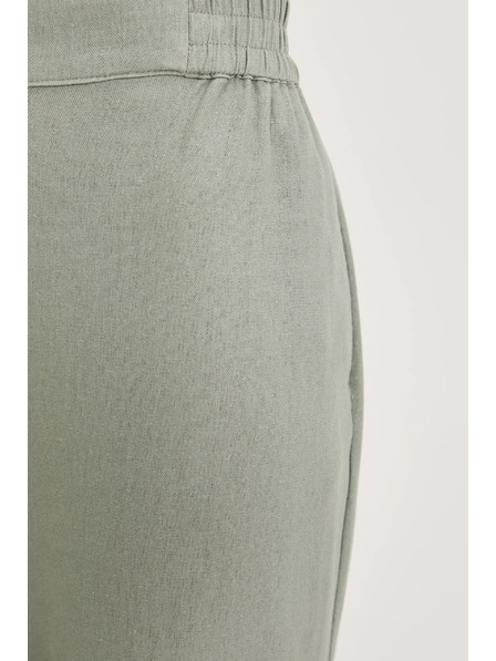 Moodo Hlače s primesjo lana olivne barve Moodo