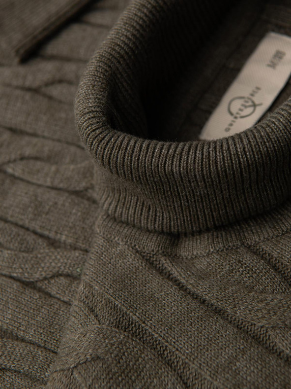 Ombre Clothing Moški pulover s stoječnikom in kariranim pletenjem - olivna V2 OM-SWTN-0157 Ombre Clothing