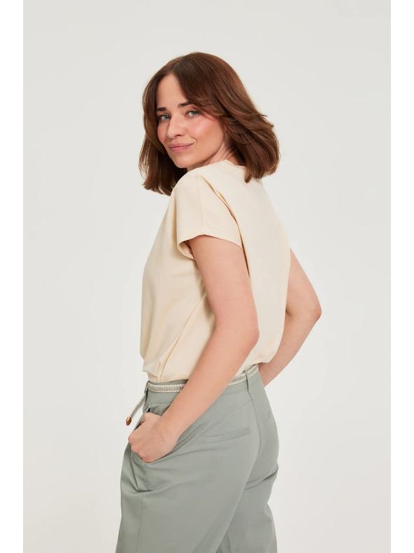 Moodo Bombažna bluza z V-izrezom bež barve Moodo