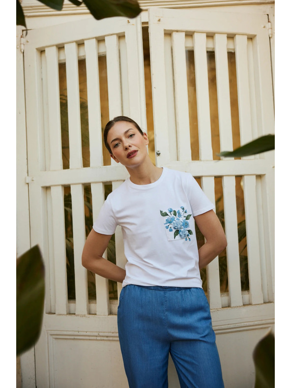 Moodo Srajca z žepom in tiskom bela Moodo