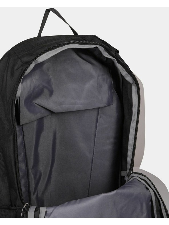 Kilpi Pohodniski in mestni nahrbtnik Kilpi RIDIX 25-U Crna