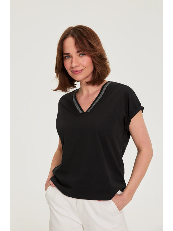 Moodo Bombažna majica z V izrezom črna Moodo