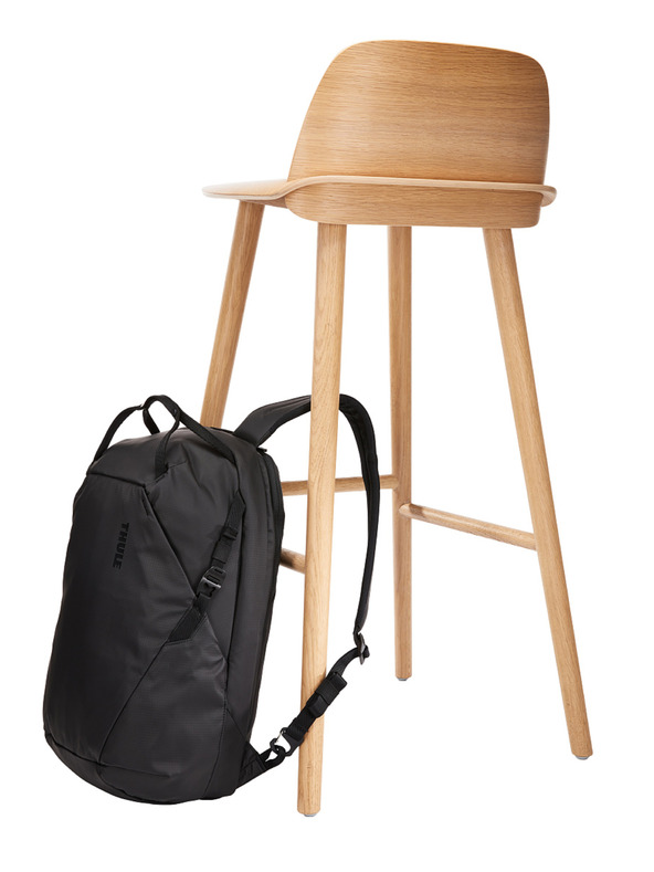 Thule Thule Tact nahrbtnik 16 l TACTBP114 - črn