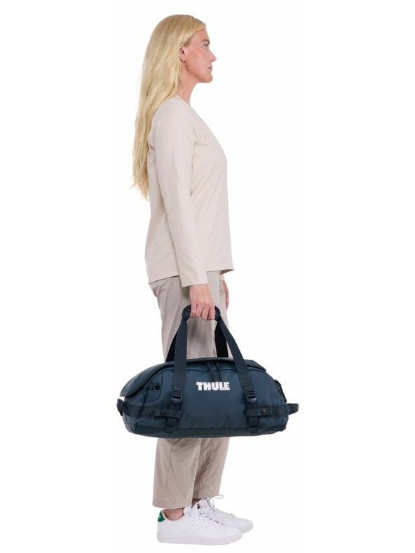 Thule Thule Chasm S športna torba 30 L TDSD301 - Darkest Blue