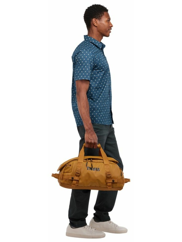 Thule Thule Chasm S športna torba 30 L TDSD301 - Golden Brown