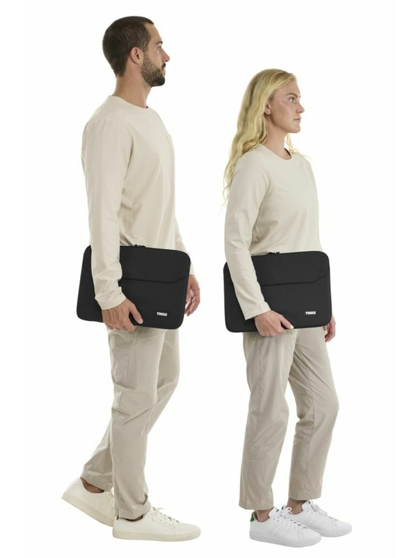 Thule Thule Lithos torbica za MacBook Pro 16" TLS116 - črna