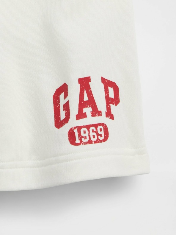 GAP Otroške kratke hlače z logotipom GAP