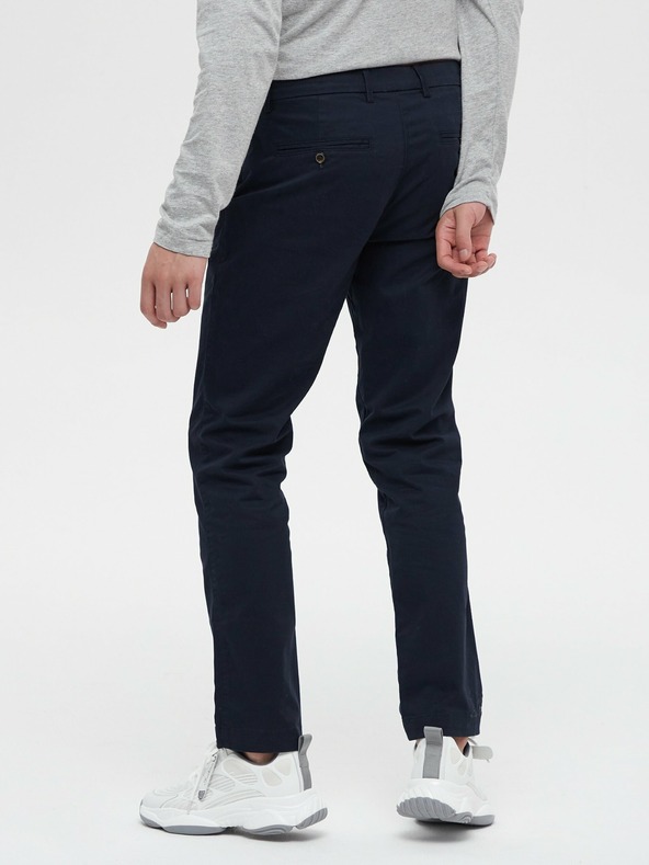 GAP Slim khaki hlače GAP
