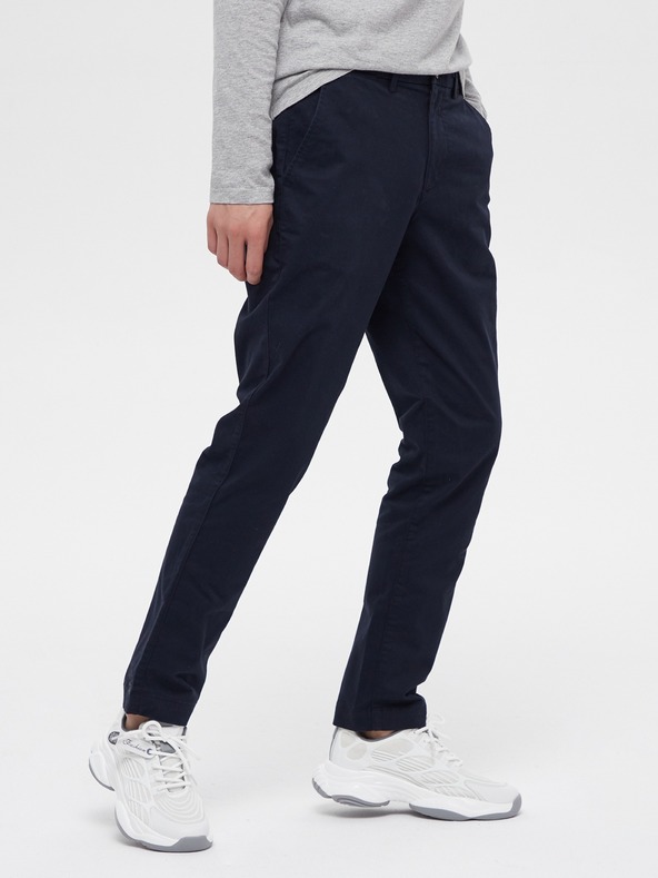 GAP Slim khaki hlače GAP