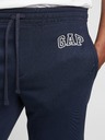 GAP Superge z logotipom GAP