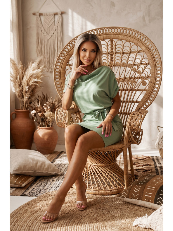 numoco ROXI udobne obleke z asimetrično krilo in pasom - pistacijevo