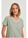 Moodo Olivna bluza z V izrezom Moodo