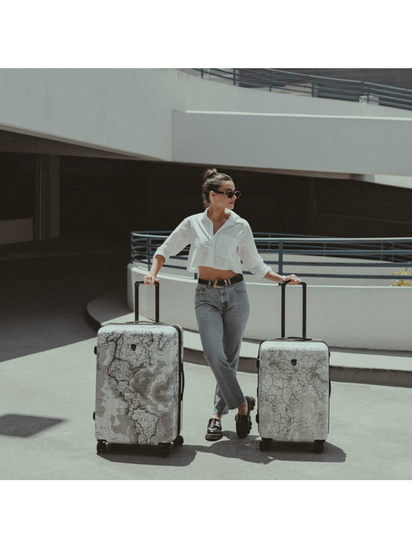 Heys Črno-beli potovalni kovček z vzorcem Heys Journey 3G M Črno-bela karta