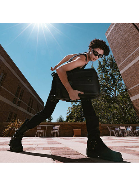 Heys Črn potovalni kovček Heys Vantage Smart Luggage S