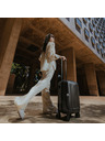 Heys Potovalni kovček Heys Vantage Smart Luggage M Black