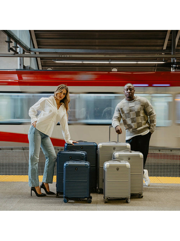 Heys Komplet potovalnih kovferjev Heys Cruze S,M,L Navy