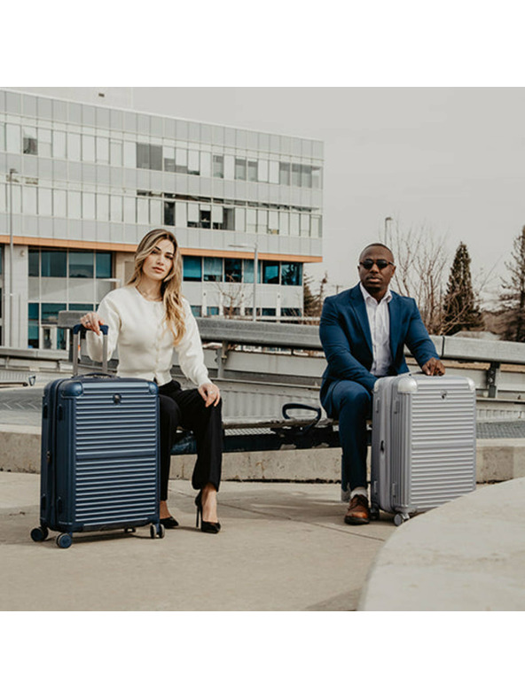 Heys Potovalni kofer Heys Cruze L Navy