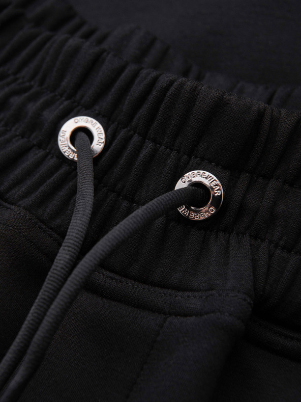 Ombre Clothing Moške trenirke z ravnimi nogavicami iz gladke pletenine - črne V1 OM-PSBC-0221 Ombre Clothing