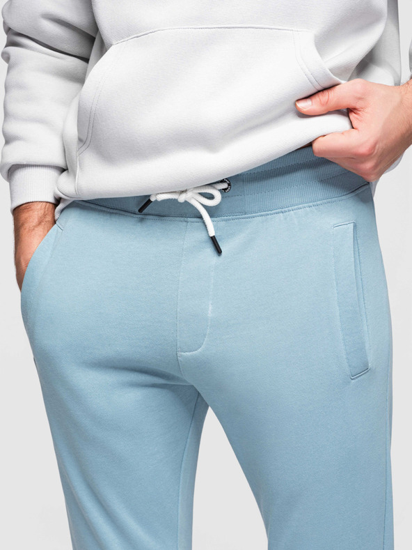 Ombre Clothing Moške bombažne trenirke BASIC z nepodloženimi nogavicami - svetlo modre V7 OM-PABS-0304 Ombre Clothing