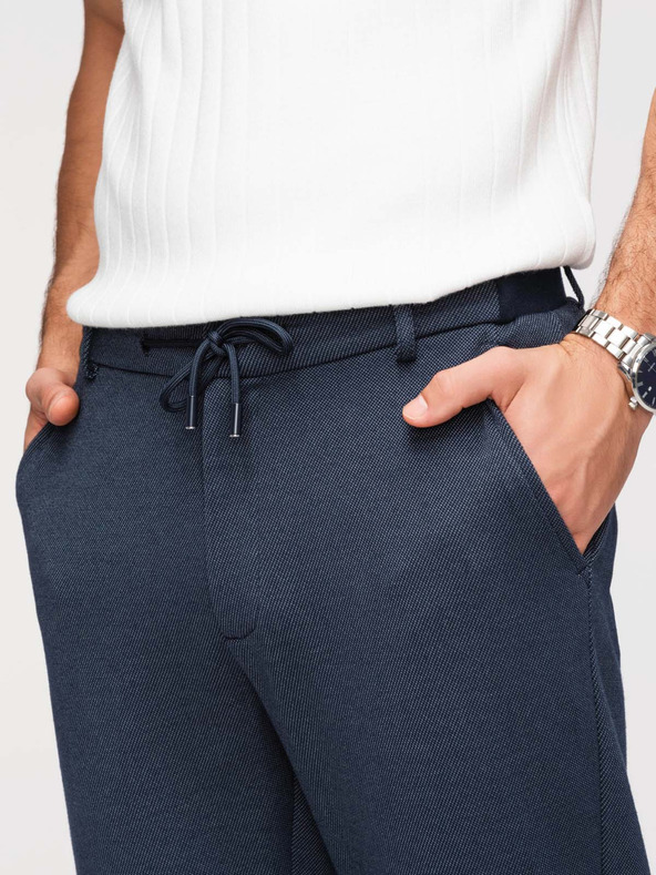 Ombre Clothing Moške sproščene hlače CARROT FIT iz žakardinega pletenine - temno modre V1 OM-PACP-0292 Ombre Clothing