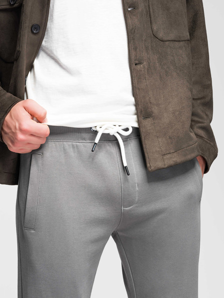 Ombre Clothing Moške bombažne trenirke BASIC z nepodloženimi nogavicami - sive V8 OM-PABS-0304 Ombre Clothing