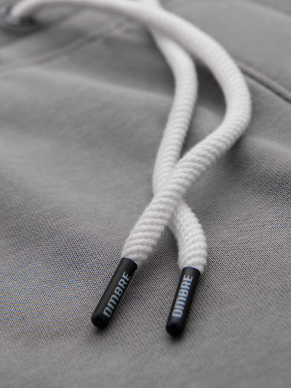 Ombre Clothing Moške bombažne trenirke BASIC z nepodloženimi nogavicami - sive V8 OM-PABS-0304 Ombre Clothing