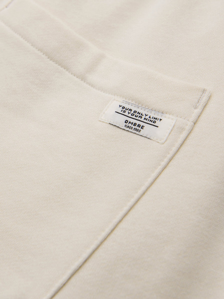 Ombre Clothing Moške bombažne trenirke BASIC z nepodloženimi nogavicami - smetanaste V11 OM-PABS-0304 Ombre Clothing