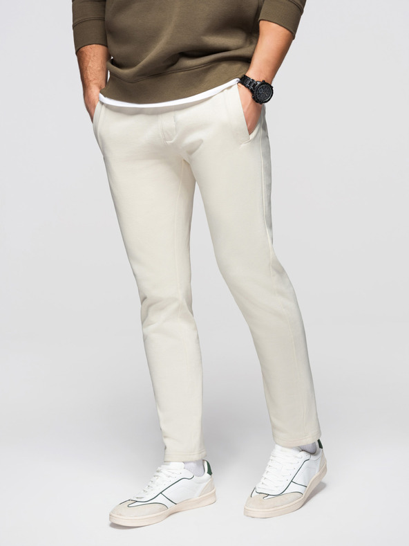 Ombre Clothing Moške bombažne trenirke BASIC z nepodloženimi nogavicami - smetanaste V11 OM-PABS-0304 Ombre Clothing