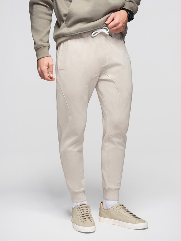 Ombre Clothing Moške trenirke BASIC jogger z rebrasto nogavico - svetlo bež V1 OM-PABS-0305 Ombre Clothing