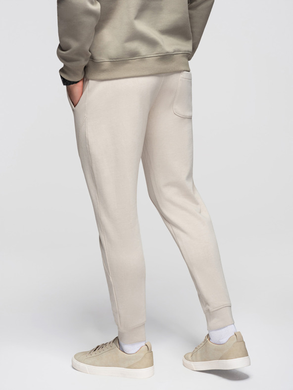 Ombre Clothing Moške trenirke BASIC jogger z rebrasto nogavico - svetlo bež V1 OM-PABS-0305 Ombre Clothing
